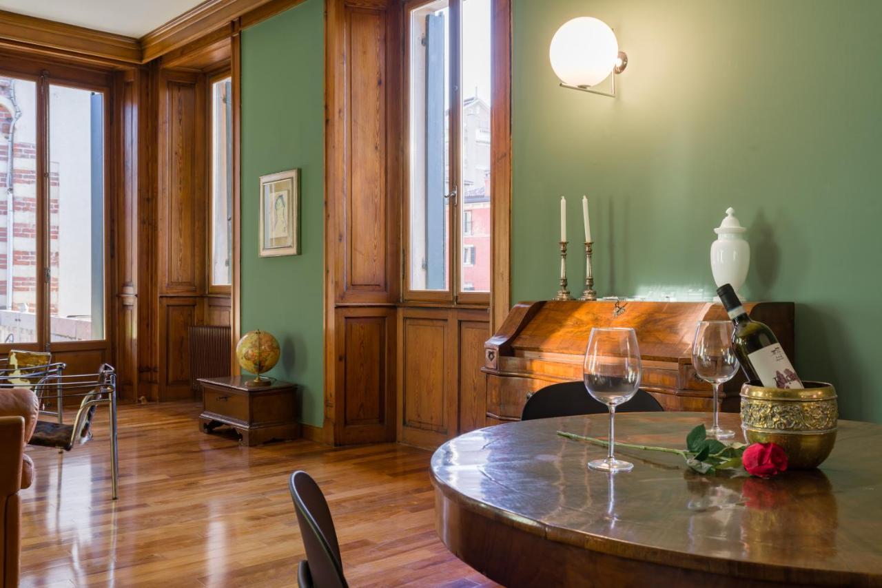 Domus La Costa Apartment Verona Luaran gambar