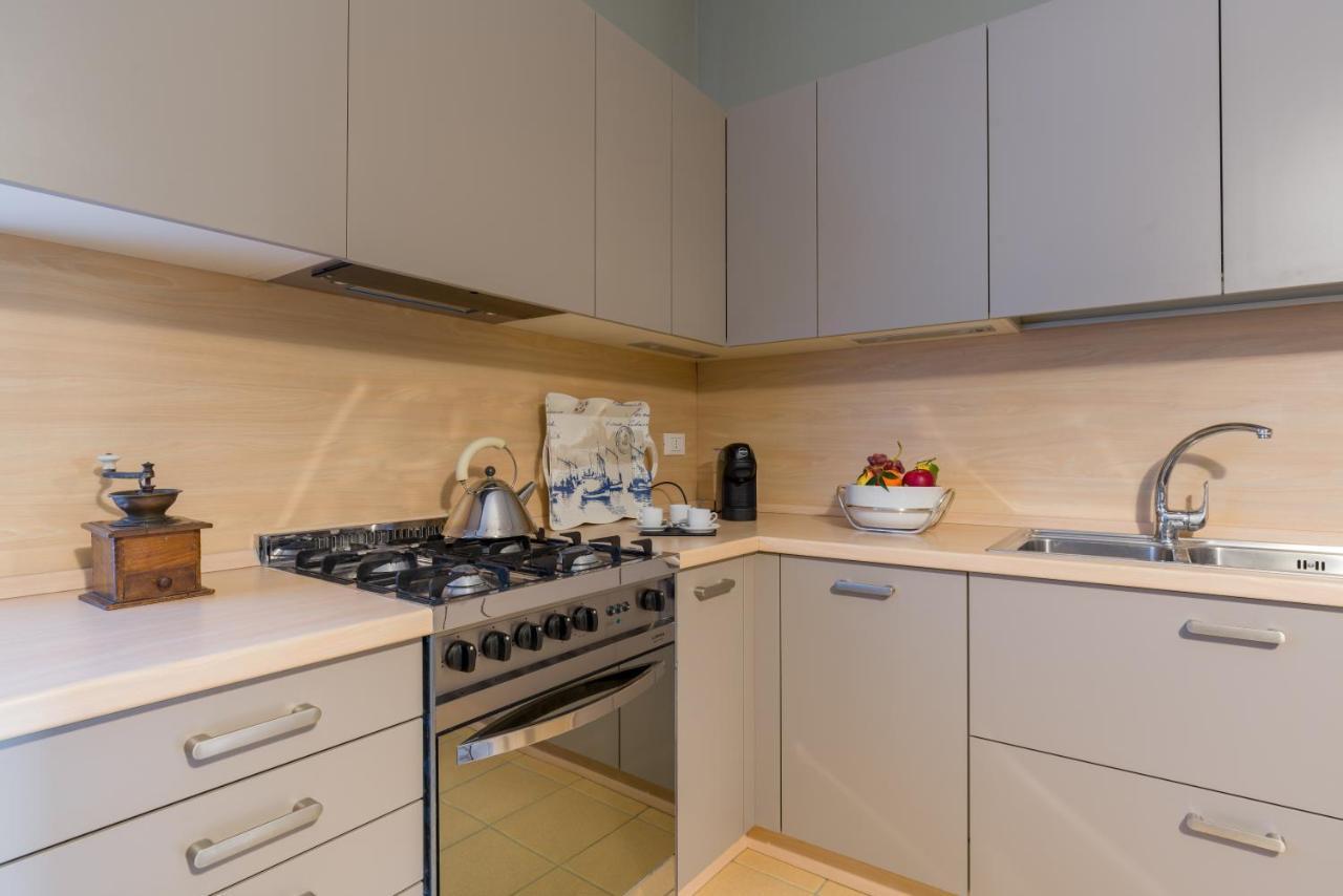 Domus La Costa Apartment Verona Luaran gambar