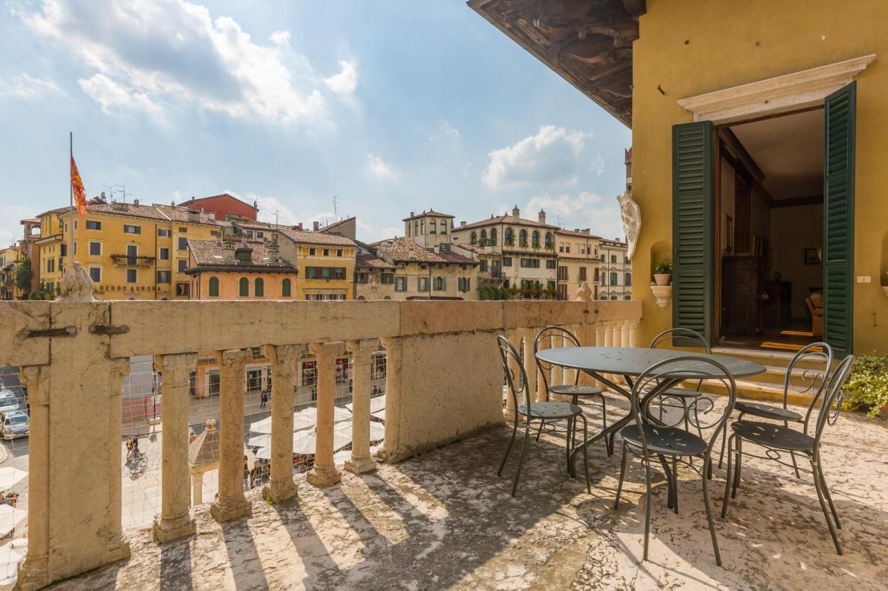 Domus La Costa Apartment Verona Luaran gambar